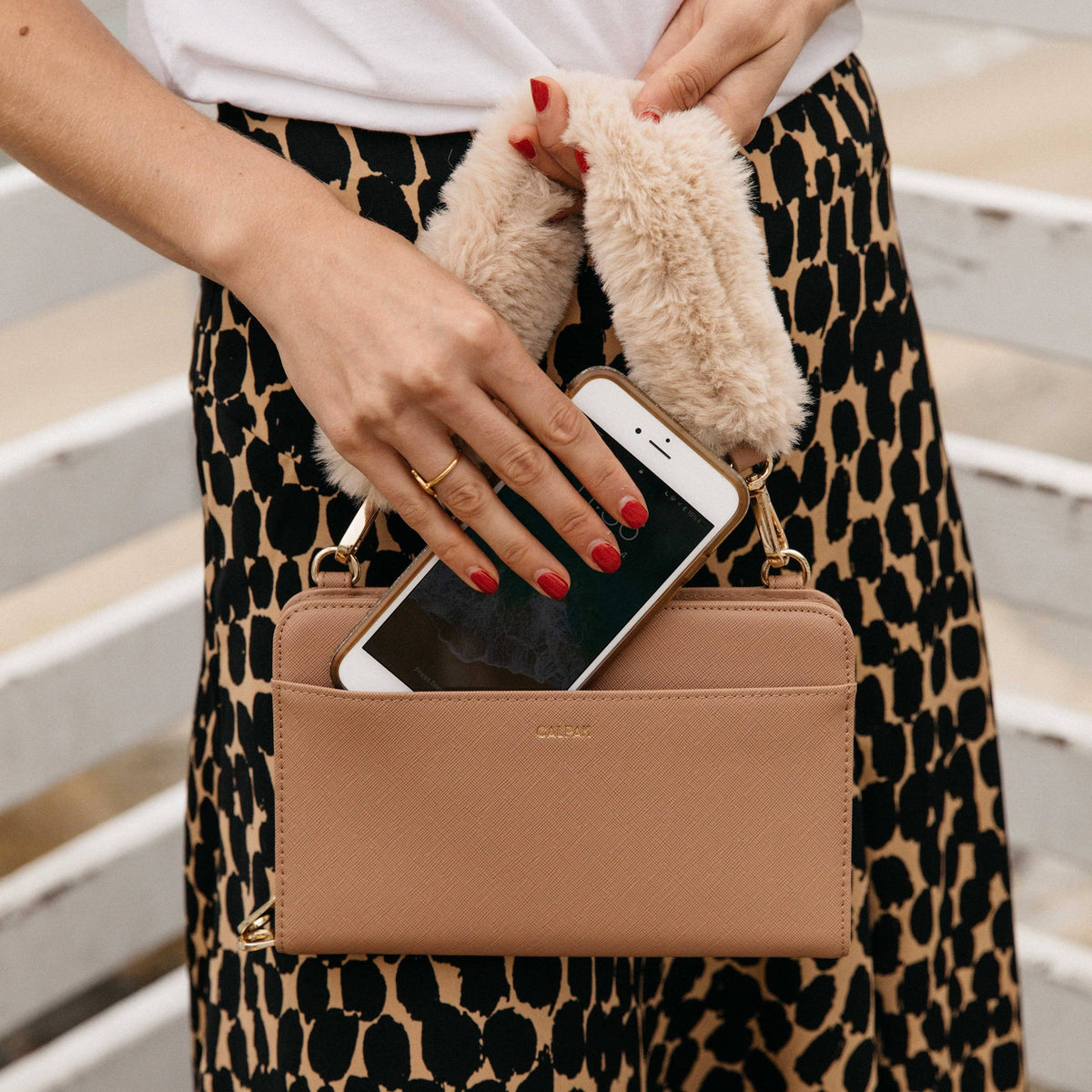 Caramel Travel Wallet F495