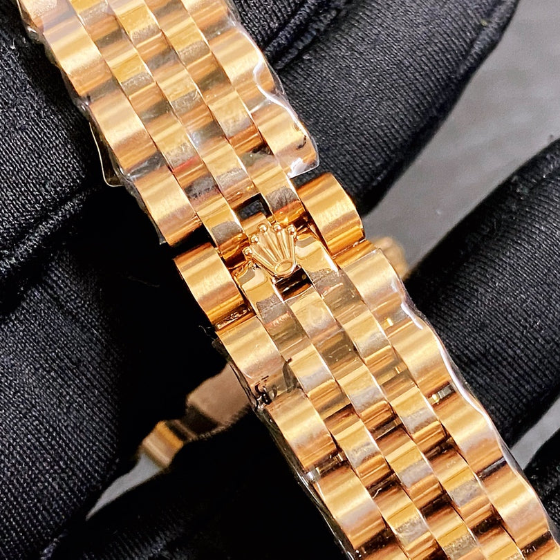36mm Diamond Scale Watch E929