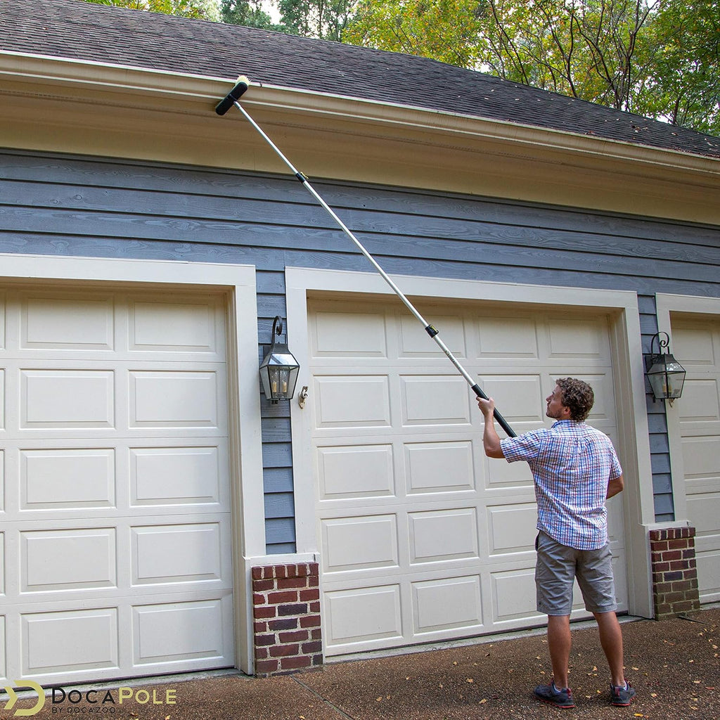 11 Inch Medium Bristle Deck Brush with Telescoping Pole B74985
