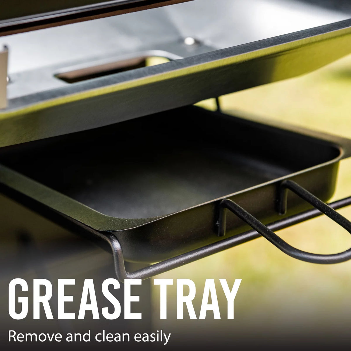 4 Burner Propane Gas Grill with Side Burner G89329