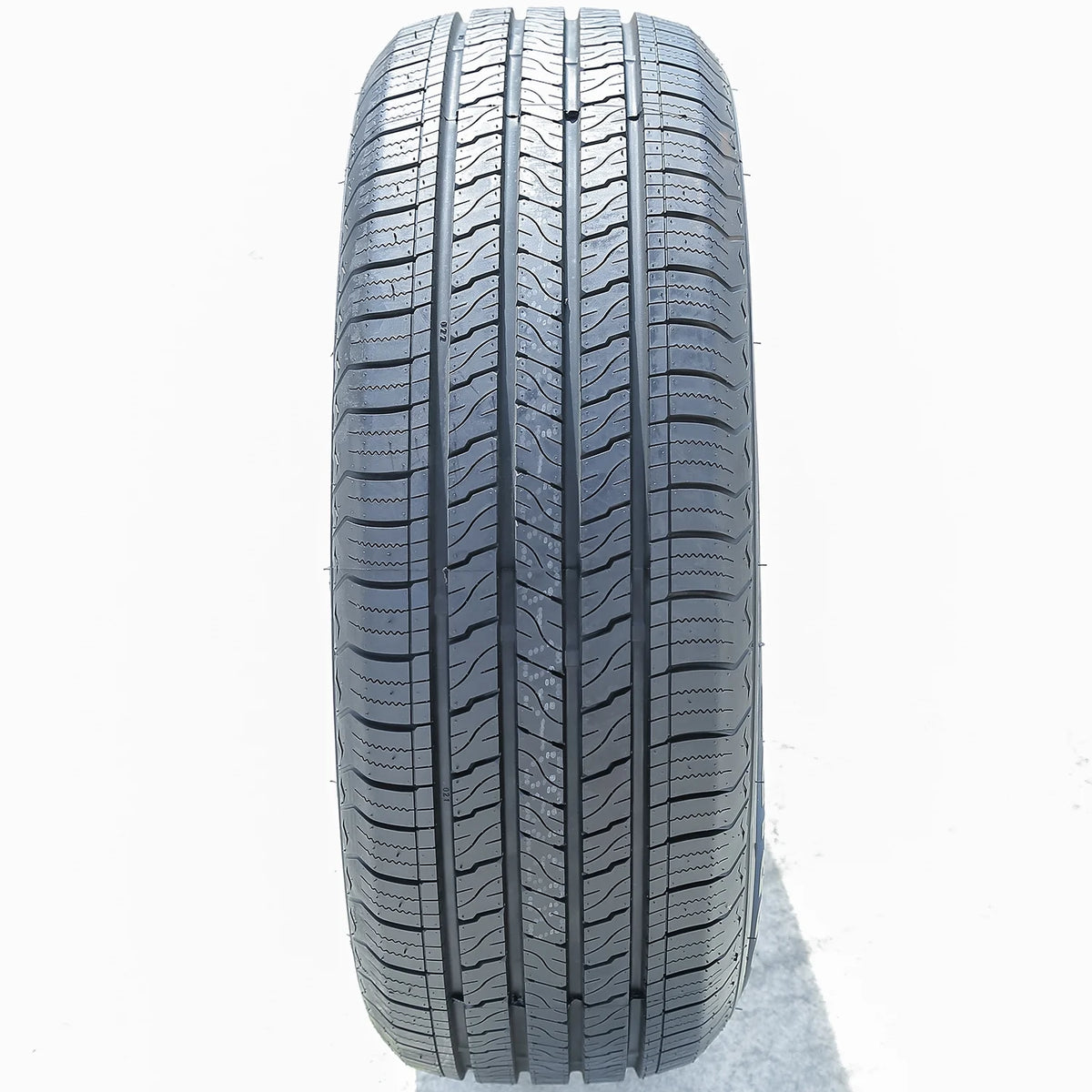 225/60R17 99T All Season Tire O996282
