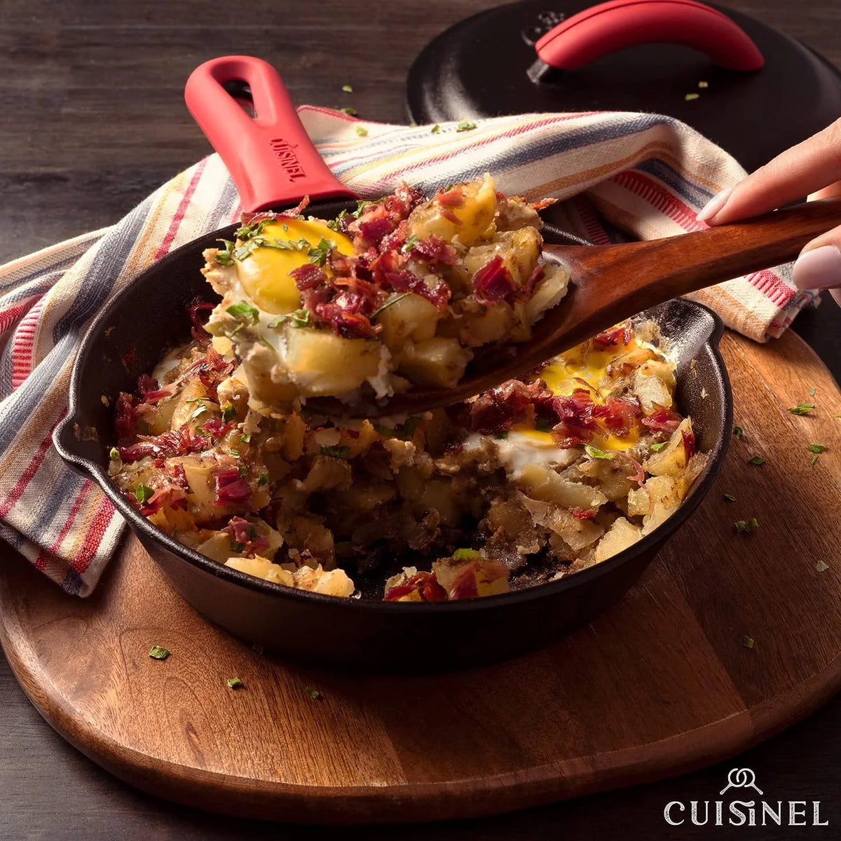 Pre-Seasoned Cast Iron Skillet Set with Lids O79836