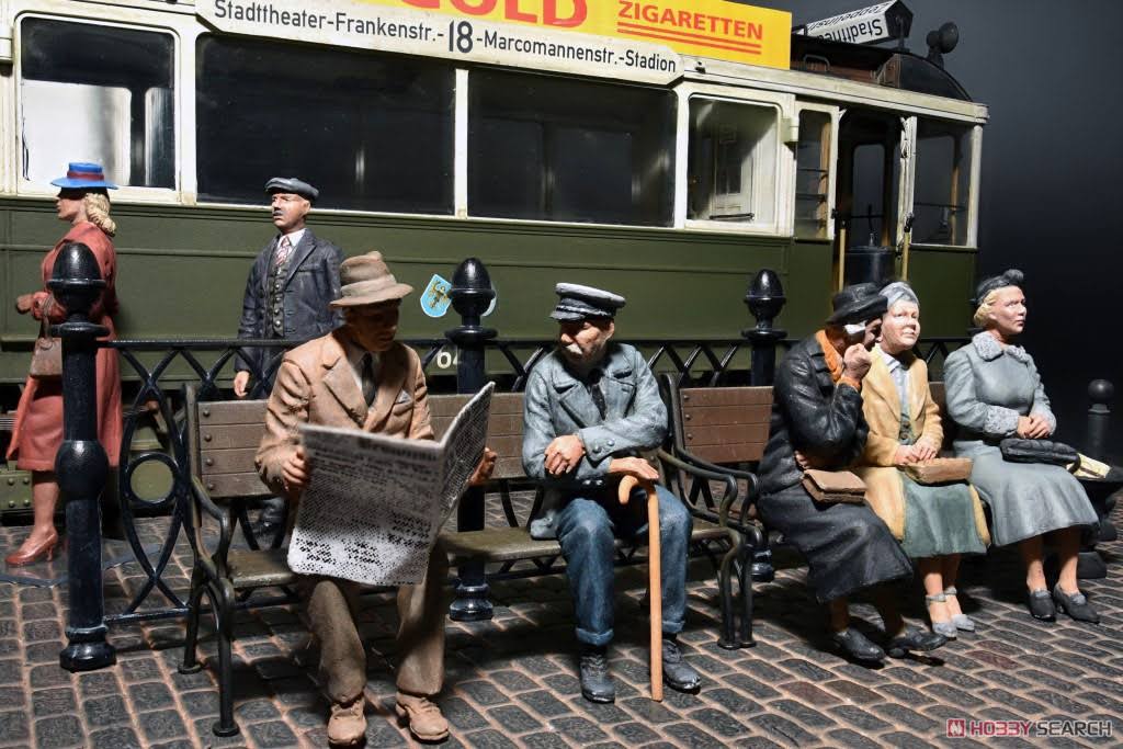 1/35 European Tramcar with Crew Passengers U146