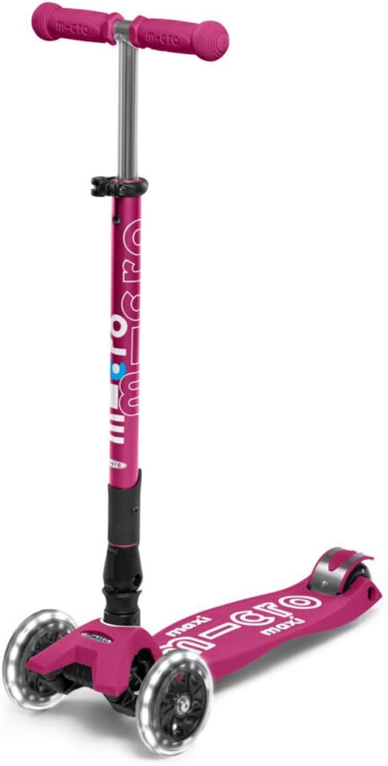 Foldable Three Wheeled Kids Scooter with Light-Up Wheels S661