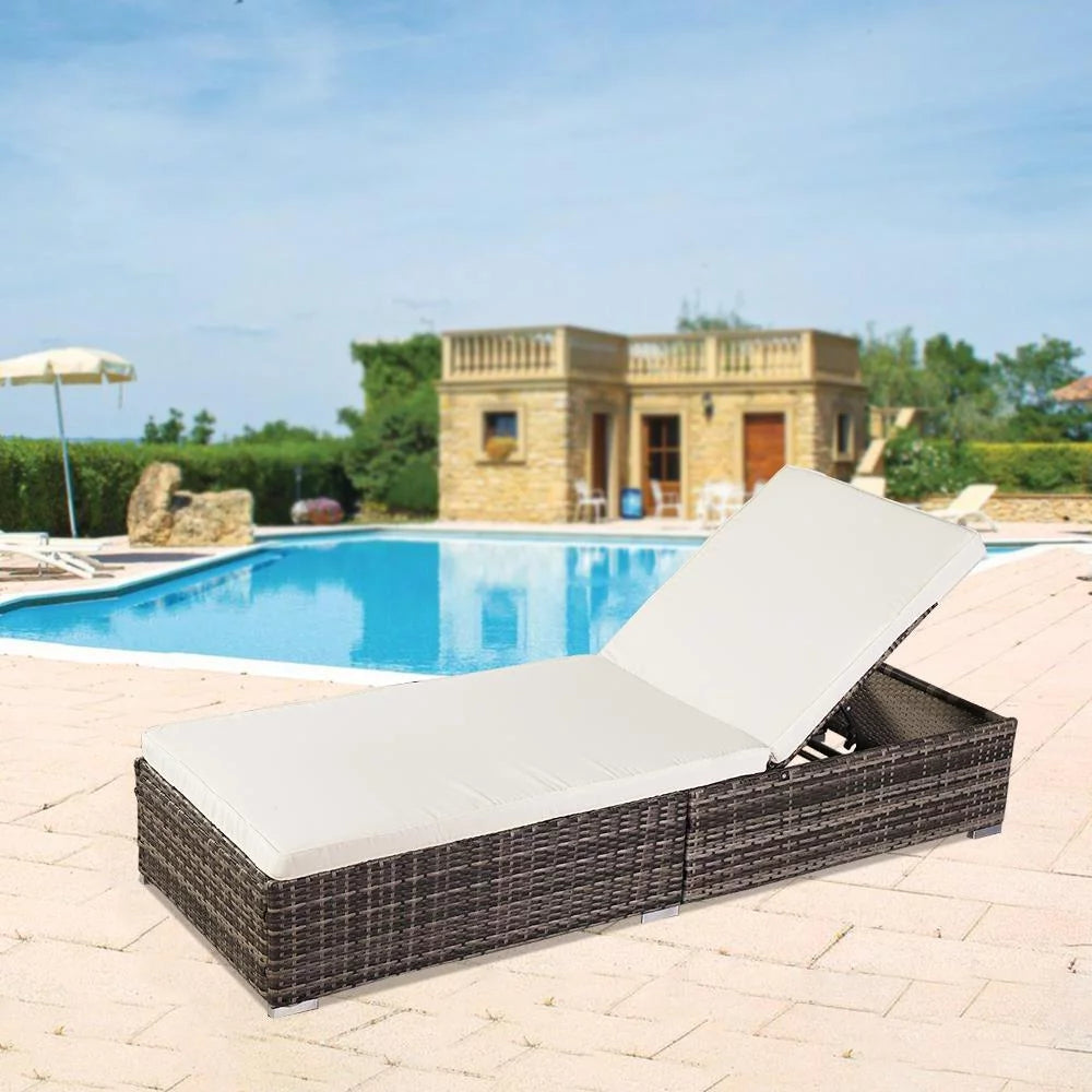 Outdoor Wicker Chaise Lounge With Cushion R689187