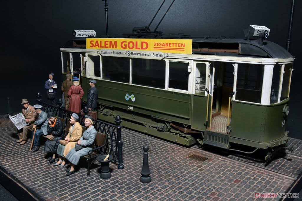 1/35 European Tramcar with Crew Passengers U146