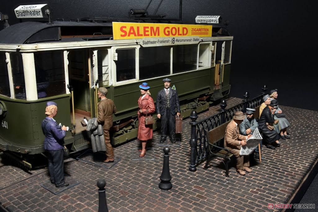 1/35 European Tramcar with Crew Passengers U146