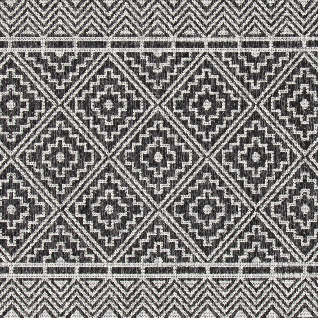 Black Grey Geometric Indoor/Outdoor Area Rug, 8' x 10' Z9980
