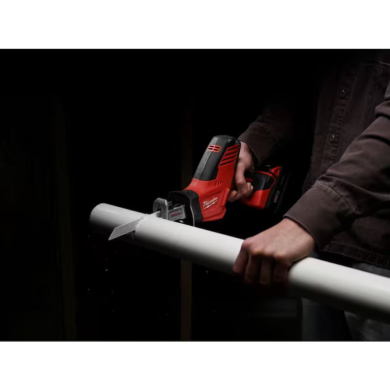18V Cordless Reciprocating Saw with Metal Cutting Saw Blade L93443