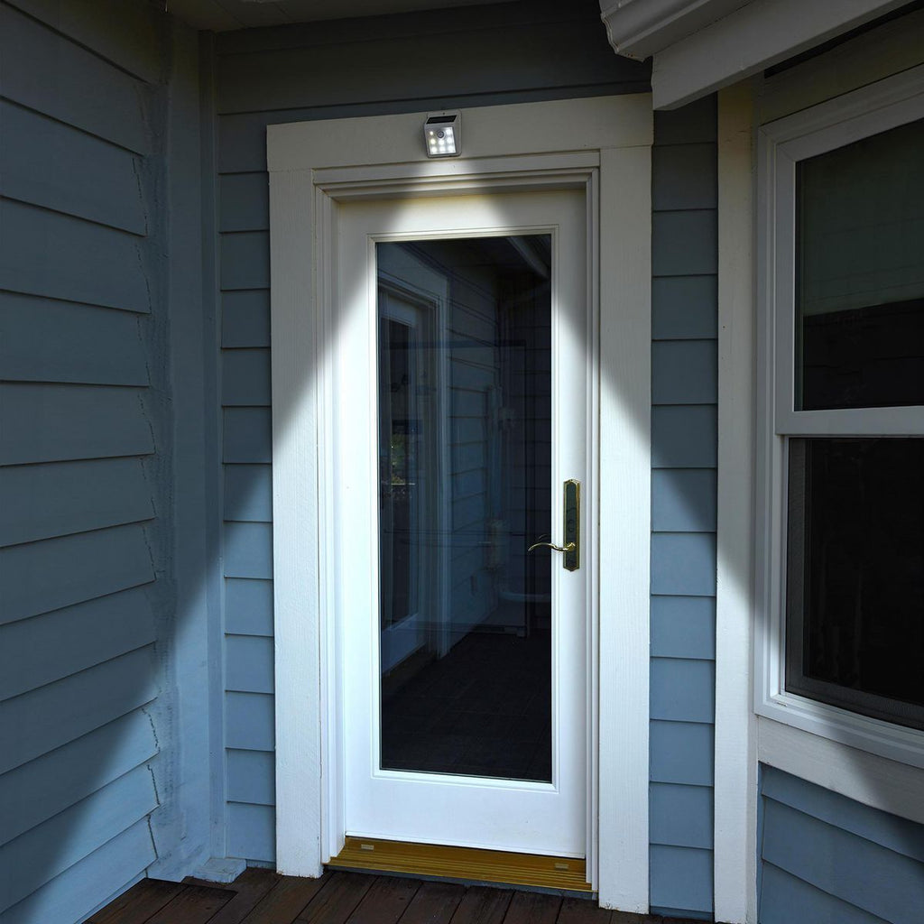 White Solar Wall-Mount Security Light E704