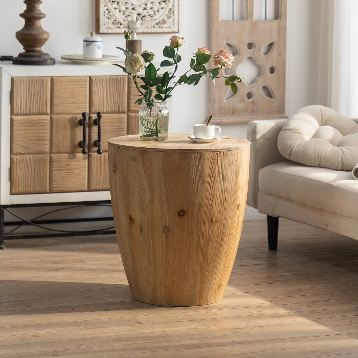 Vintage Style Bucket Shaped Coffee Table O87743