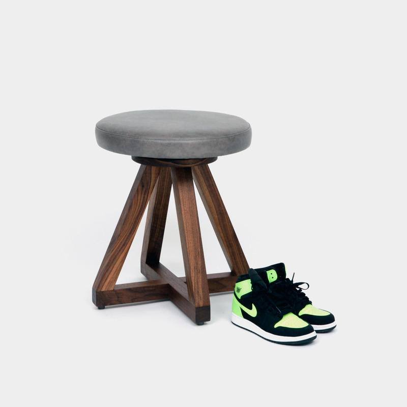 Accent Stool R6967