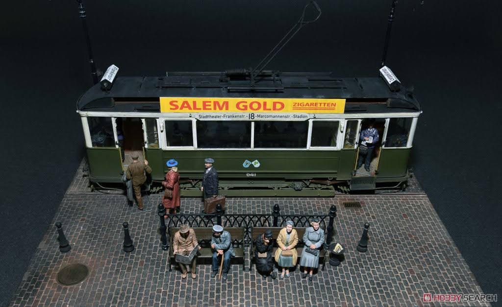 1/35 European Tramcar with Crew Passengers U146