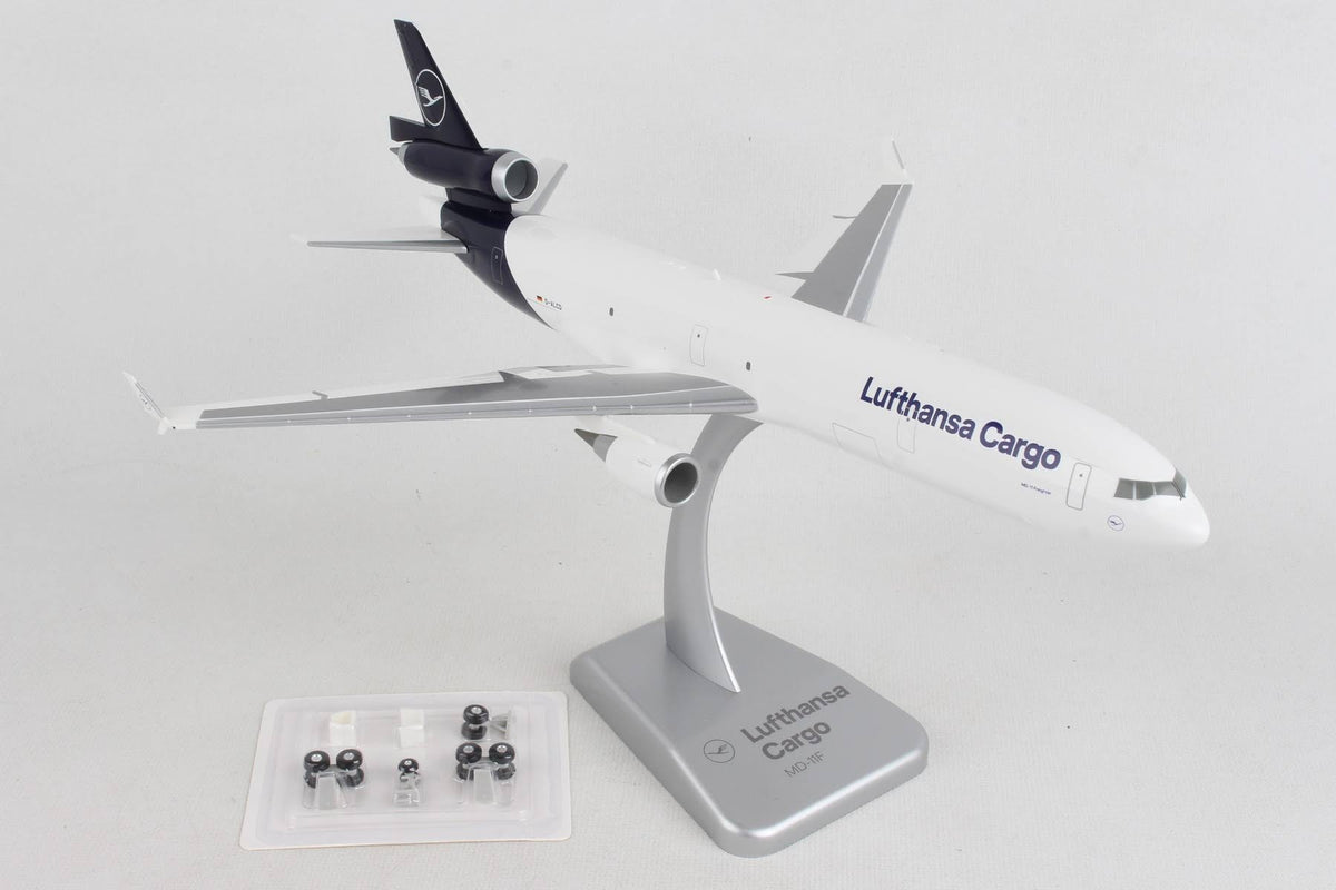 1/200 MD11F with Gear V952