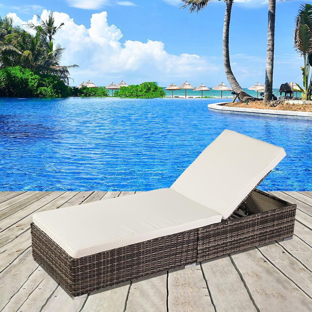 Outdoor Wicker Chaise Lounge With Cushion R689187