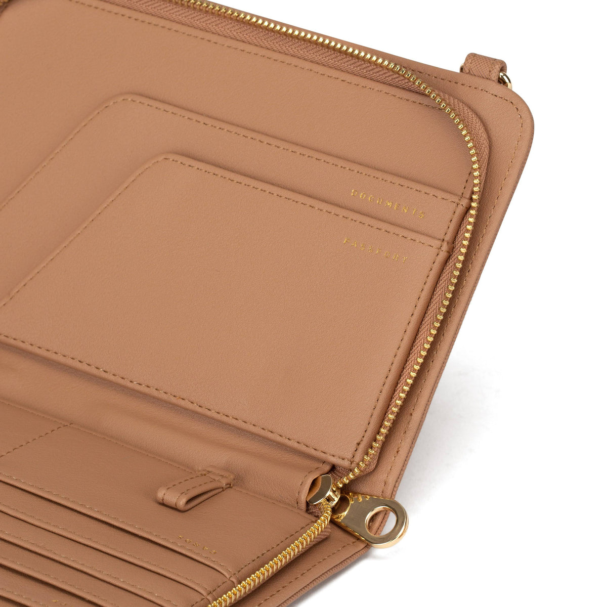 Caramel Travel Wallet F495