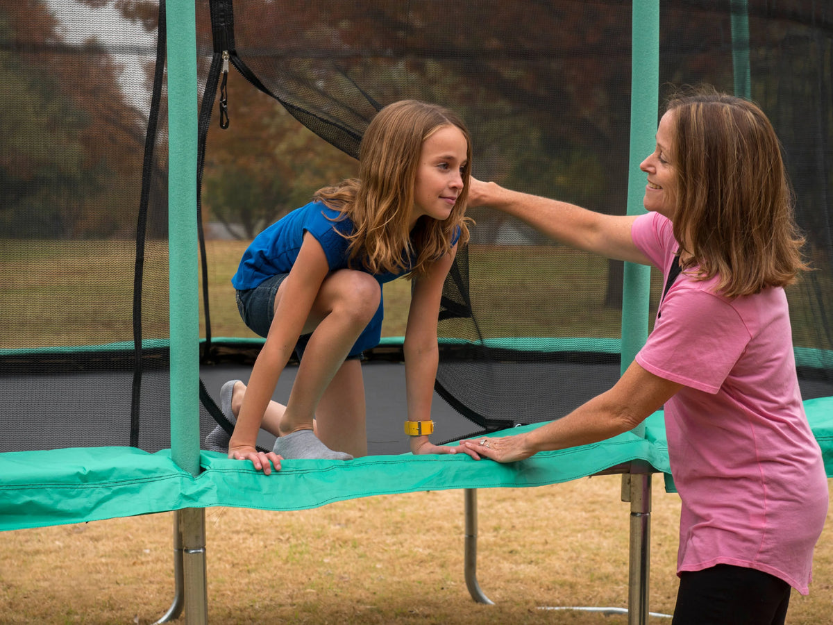 14' Trampoline with Enclosure, Green T2993