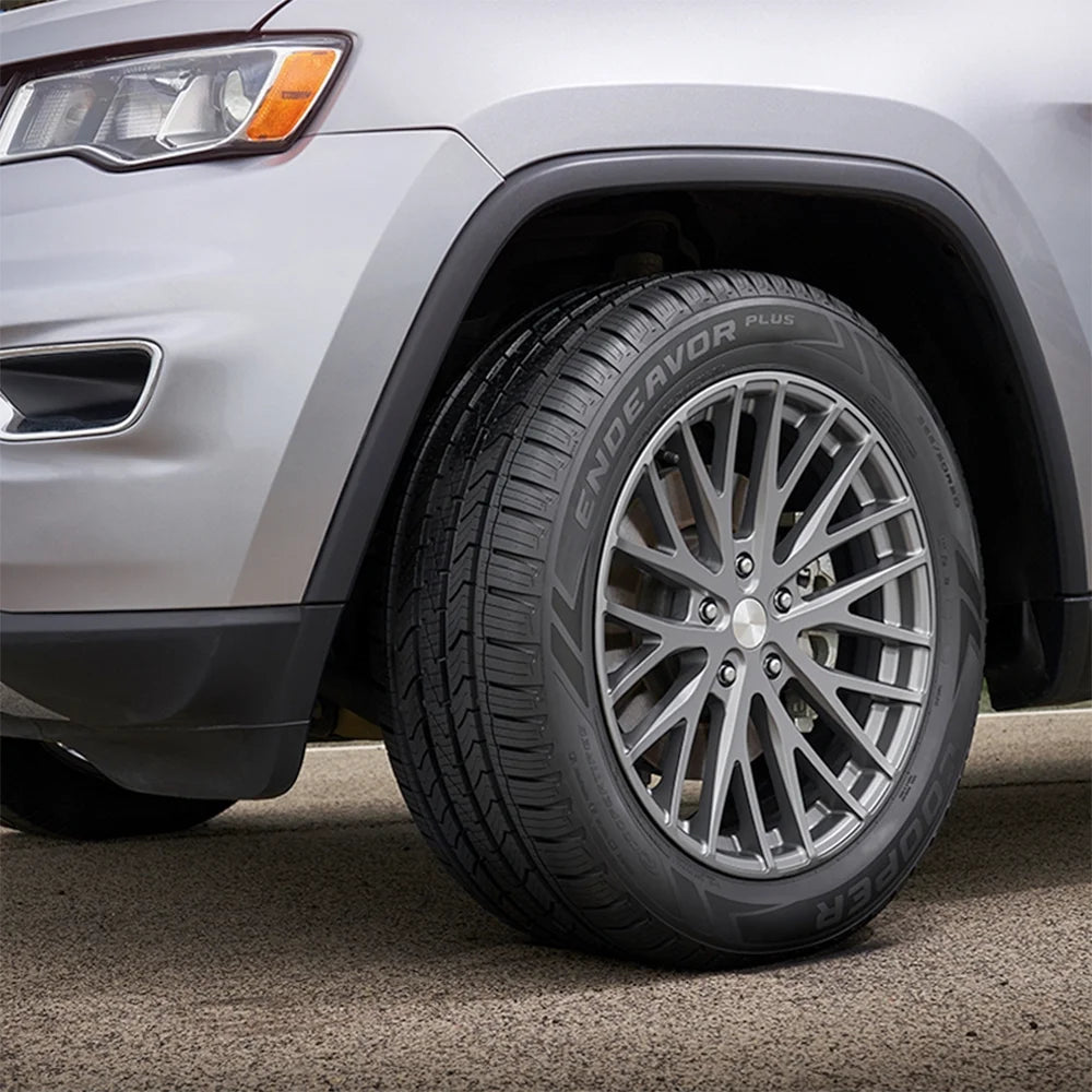 2 All Season Tires L775543